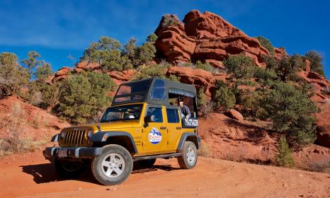 Red Canyon 1/2 Day jeep tour.